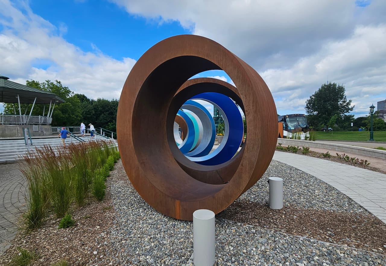 Thumbnail-For-The Battlefields Park-Sculptures-By-Credit Instant