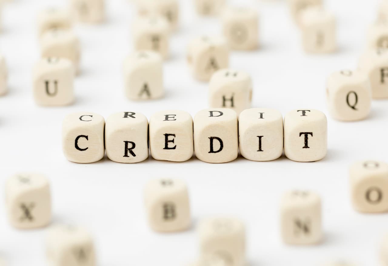Thumbnail-For-Line of Credit vs. Personal Loan – Which Is Right for You-By-Credit Instant