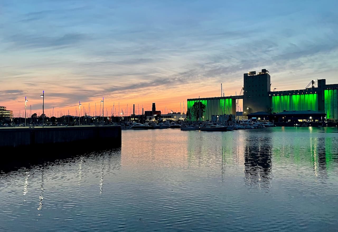 Thumbnail-For-Port Of Quebec-QC-By-Credit Instant